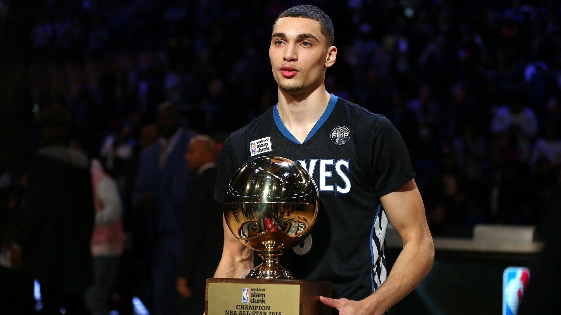 孤鹰翱翔，加时称王，福克斯完美演出终结雄鹿