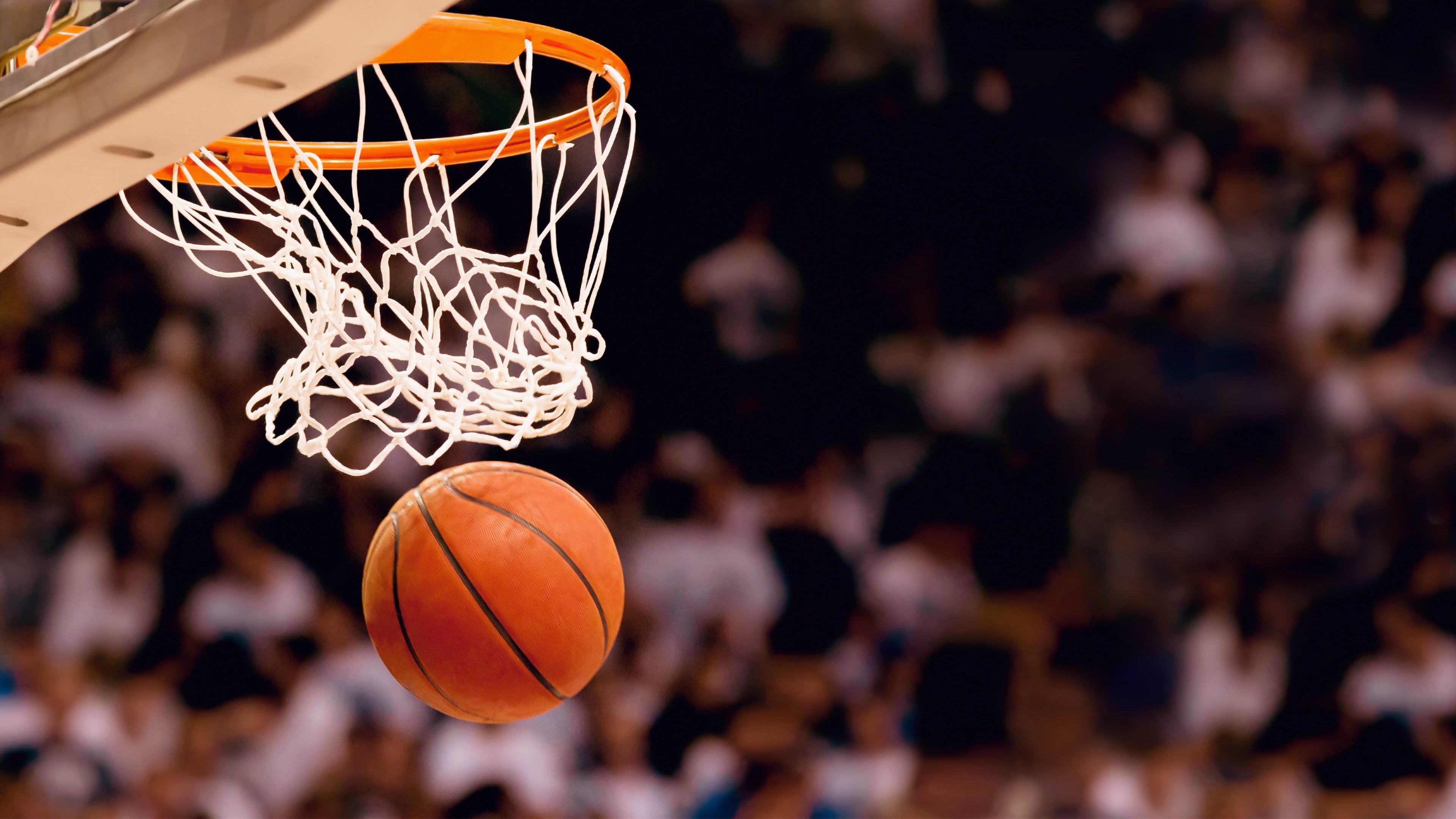 绝境封王，新疆队抢七压哨绝杀雄鹿，CBA与NBA的跨时空巅峰对话